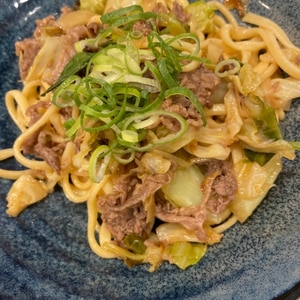 焼肉のたれで☆牛肉とキャベツのパスタ